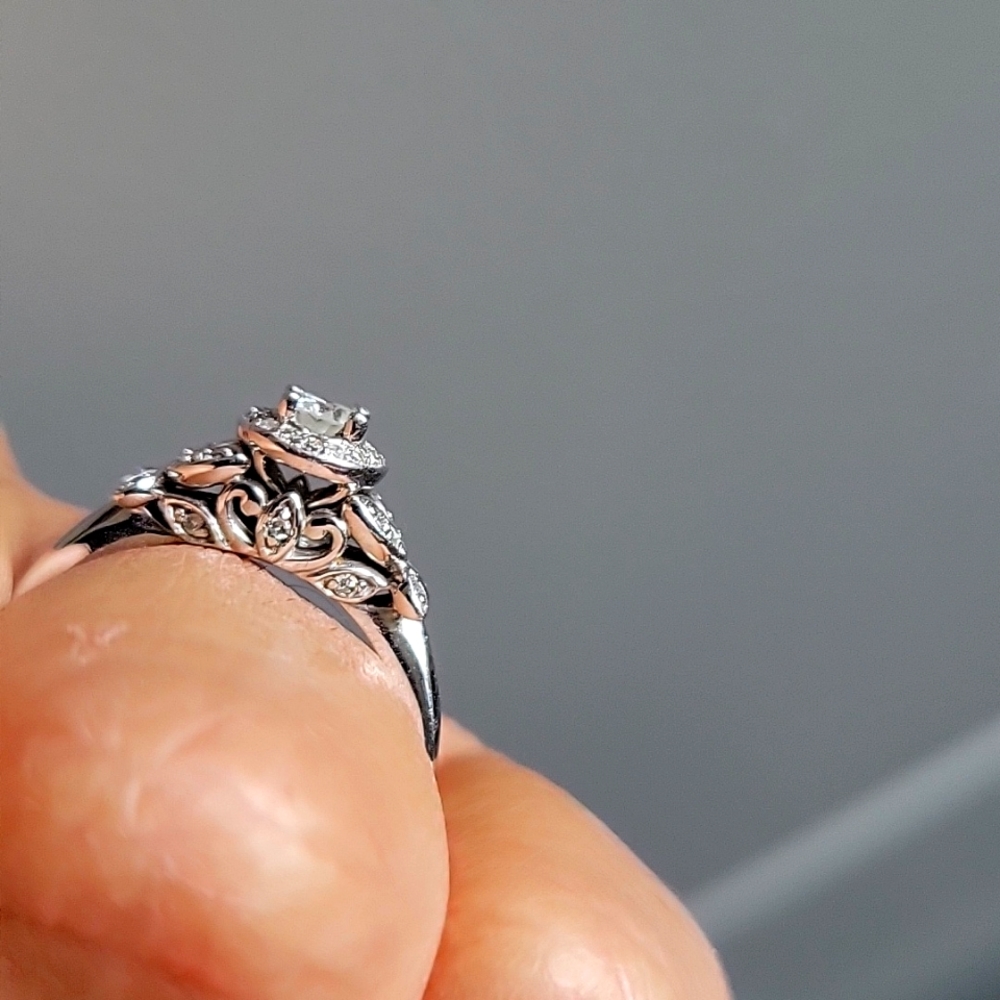 Engagement/Weeding Ring - image 3